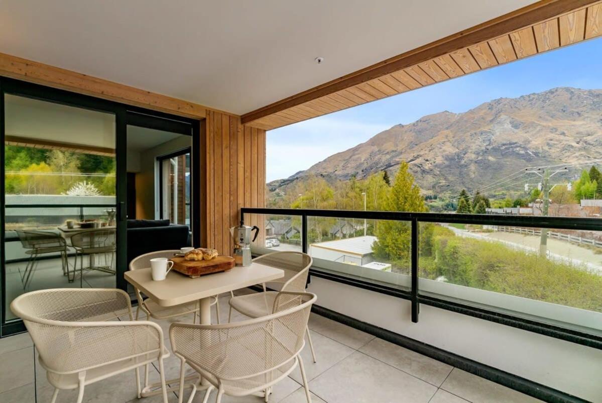 Coronet Base At La Residence Du Parc Queenstown Exterior photo